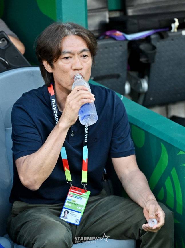 붉은악마 조호태 의장, 사퇴한 홍명보 향해 분노