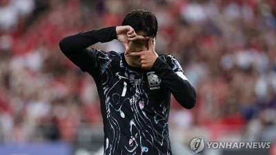 손흥민을 화나게 해??…싱가포르 팬 야유에 SON 멀티골 '대폭발'→이게 월드클래스 [싱가포르 현장]