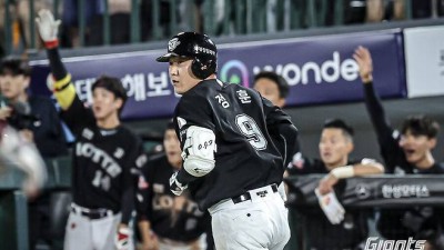 KIA가 14-1로 이기고 있었는데…롯데와 15-15 무승부, 5시간 19분 혈투 승자는 없었다 [사직 게임노트]