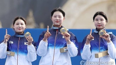 “경이롭다, 한국에 메달주려고 여러 나라가 모였다”…외국인이 본 양궁