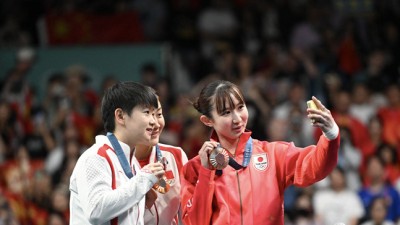 세계 1위 배신감 제대로, '기념샷도 찍었는데...' 日 탁구선수 가미카제 박물관 가고파 뒤통수→하루만에 언팔로우