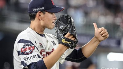 “김도영은 거르라고” 감독 지시에 오히려 들이댔다… 김태형은 왜 두 손을 들었나