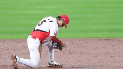 쓰러진 KIA 김도영 부상 미스터리 '대체 왜...' 이대호 스트레칭 언급했던 야신 발언 '주목'