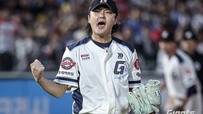 '혈전' 승리로 이끈 롯데 이적생 J2...복덩이라는 단어로 채울 수 없는 존재감 [IS 스타]
