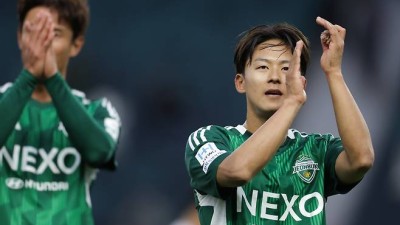 [K리그1 리뷰]이승우 환상 오버헤드→박진섭 결승골 전북, 울산 '현대가 더비' 3-1 역전승…3만1830명 운집, 선두 체제 구축