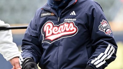 '감독 후보 단골손님' 진정한 시험대 올랐다…이승엽 떠났다, 두산 어떻게 이끌까