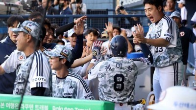 대체 왜 '9위' 두산 팬들이 환호하나→'신인만 무려 5명 출격...' 사령탑이 리빌딩 질문에 직접 답하다