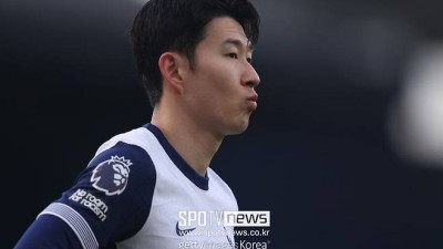 '손흥민 의사는 무시한다' SON은 거절했지만…토트넘, 사우디 영입 제안 받는다 호날두 대체자로 원한다