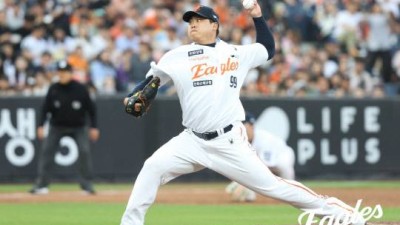 류현진 부상 교체…한화, 3연승 앞두고 KT에 패배
