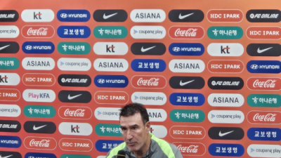 '한국과 0-0 무승부' 호주 감독 한국은 아시아 최고 중 하나…많은 도움 되는 경기였다 [현장 일문일답]