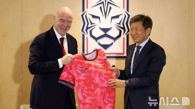 '한국이 亞 최고' FIFA 회장, 정몽규 회장에 월드컵 11회 연속 본선행 축하 서신 전달