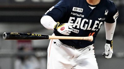 '1위 LG 0.5G차 맹추격' 한화, 연장 11회 KIA 제압…끝내기패 막은 채은성 미친 수비→이진영 결승타[광주 리뷰]