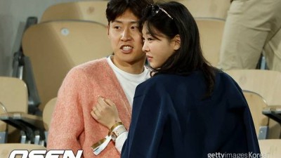 “한국의 축구스타 이강인은 로맨틱 가이, 재벌녀와 당당히 공개데이트” 베트남언론도 주목