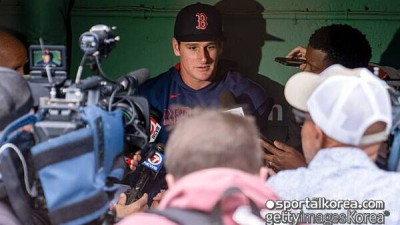 '이걸 놓쳐?' MLB 'No. 1' 유망주 앤서니, 김하성의 TB 상대로 '치명적 실책' 신고식…상대 투수 '데뷔전 승리'에 더 아쉬웠다