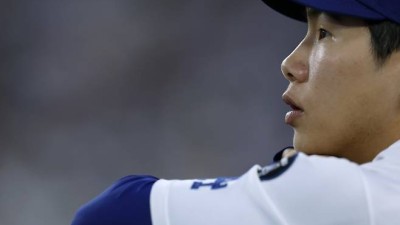 ‘김혜성, 천금 같은 동점타→교체’ 로버츠 감독의 아집