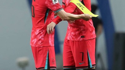 韓 팬들에게 꼭 인사하고 싶었던 손흥민 “무리해서 뛰었다, 아직 부상 회복 중” [SPO 현장]