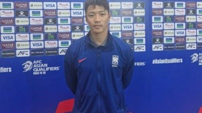 정말 너무 뛰고 싶어요 韓 국가대표 이리 간절한데...싸늘한 감독 주전 경쟁 하기 싫으면 떠나라