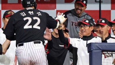손주영 2군 내린 염경엽 감독 ‘방긋’…‘1·2위 맞대결’ 한화-LG 우천 취소