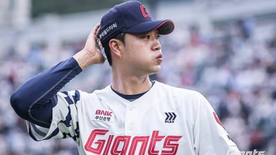 롯데 '아픈 손가락'의 엇갈린 희비, 윤성빈 다시 얻은 기회...김진욱 2군행