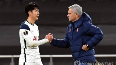 손흥민 다시 해보자 은사 무리뉴가 직접 움직였다 '연봉 190억 러브콜'…손흥민, 토트넘과 10년 동행 끝나나