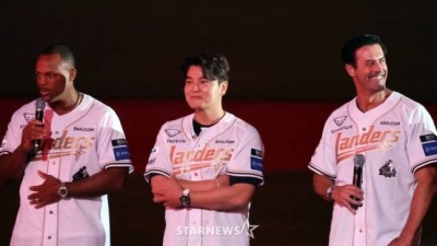 추신수 은퇴식 위해 날아온 'ML 전설' 벨트레 가장 친한 친구 CHOO와 함께한 모든 순간이 행복 [인천 현장]