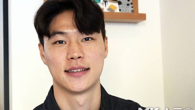 일본 3년→한국 복귀 김건희 “韓·日 축구 완전히 달라”···“일본은 전방 압박+공격적·한국은 수비가 단단” [이근승의 믹스트존]