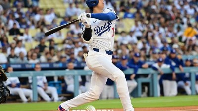 '드디어 터졌다!' 오타니, 이정후-김혜성 앞에서 '1회 선두타자' 기선제압 솔로포 폭발→'타구 속도 177.5km'