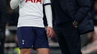 ‘미쳤다’ 손흥민, 거절할 수 없는 제안에 토트넘 떠난다? ‘옛 스승’ 무리뉴의 강력한 러브콜 “런던에서의 찬란한 시기 마침표”