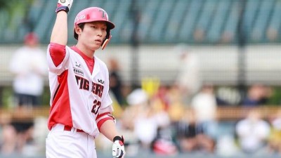 이범호 감독 한마디에 달라졌다… ‘KIA 해결사’ 김호령, 야구인생 황금기 맞이