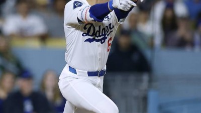 기회 더 주겠다더니? 말 뿐이었던 로버츠..2루타 친 김혜성, 좌완 등판하자 ‘대타 칼교체’