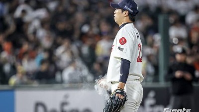 이제 롯데 필승조에 구승민 자리는 없나...가치 증명 절실한 현역 홀드 3위