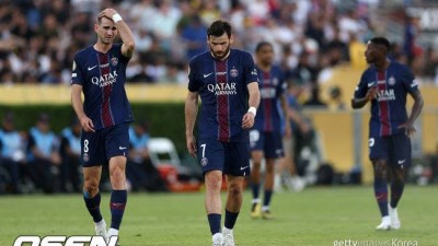 '대이변 발생' 이강인 교체 출전 PSG, '브라질 명문' 보타포구에 0-1 패배...B조 2위로