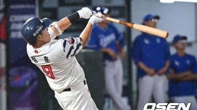 내일도 피해 다니려구요 38세 베테랑의 깜짝포, 너무 기뻤을까…사령탑 둔부 가격 세리머니까지 [오!쎈 부산]