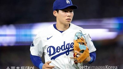'커쇼 호투' 다저스, 워싱턴에 6-5 역전승…김혜성, 9회 대수비로 출전