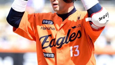 재원이 형 없었으면… 포수 출루율이 무려 .447, 한화 1위 이끄는 최재훈 '36세 커리어 하이' 이유 있었다