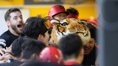 'KIA 6연승 미쳤다' 김석환 1064일 만에 홈런, 이호민 데뷔 첫 승, 네일 QS KKKKK…'심판 욕설' 에레디아 퇴장 [MD인천]
