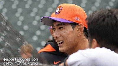 '일주일 만에 쳤다!' 침묵하던 이정후, 드디어 쳤다…'163km' 총알 타구로 '4G 연속 무안타' 깨고 1루 밟아
