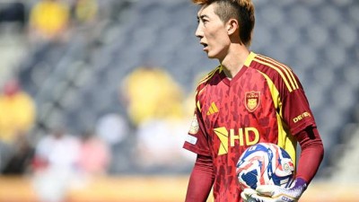 '선방쇼' 조현우 최고 평점 싹쓸이→독일 현지도 극찬 도르트문트 승리에도 韓선수가 스타