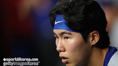 김혜성 또 선발 제외에 하늘도 슬픈가? LA 다저스 1시간 째 우천 지연...6회 2-0 리드 속 중단