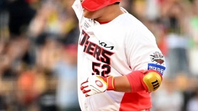 '황대인-김현수 2군행' 필승조 전원 3연투 걸린 KIA, 투수 수혈했다[잠실 현장]
