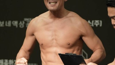 ‘11kg 감량’ 개그맨 윤형빈, 유튜버 밴쯔와 종합격투기 맞대결