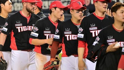 '롯데 기다려!' KIA, LG 9-8 제압하고 4위 수성+3위 1.5G 차 추격...정해영 최연소 5시즌 연속 20SV [잠실:스코어]