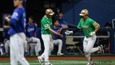 '韓 최고 투수가 무너졌다' 5홈런 폭발, 최약체 타선이 어떻게... 키움 '드디어 스톤까지 터졌다'