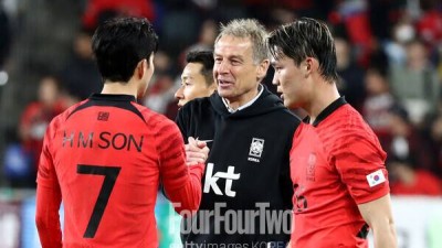 ‘해줘 축구’ 한국서 쫓겨난 클린스만 감독…‘무패 우승’ 알론소 감독 향해 “스타에게 바라는 것 많아” 일침