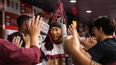 MLB 4개 구단 스카우트 고척 방문…송성문은 시즌 끝나고 고민