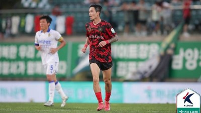 상대 코치 향해 '손가락 욕설' 논란... 박동진, 김포 이적 한 경기 만에 '상벌위 회부' 불가피