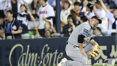 105억이나 썼는데 효과는 마이너스? '1억 FA 하주석 1명만 못한' 한화 키스톤 콤비의 몰락...언제 살아나나?