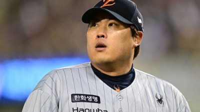 내가 그런 선수랑 같이 했다니… 류현진도 감격했다, 6년 더 남은 계약 '한국인 최초 3000K' 도전하나