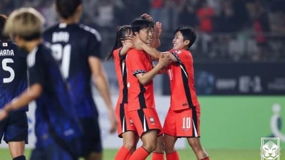 “일본은 세계에서 손꼽히는 강호” 한·일전 극적인 무승부에 여자 대표팀 신상우 감독 “실점 후 따라붙은 부분은 긍정적” [MK인터뷰]