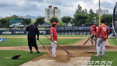 '411.9㎜ 역대 최고 폭우' 광주 후폭풍, KIA-NC전 개시 가능할까…18일 오후 또 폭우 예고[광주 현장]